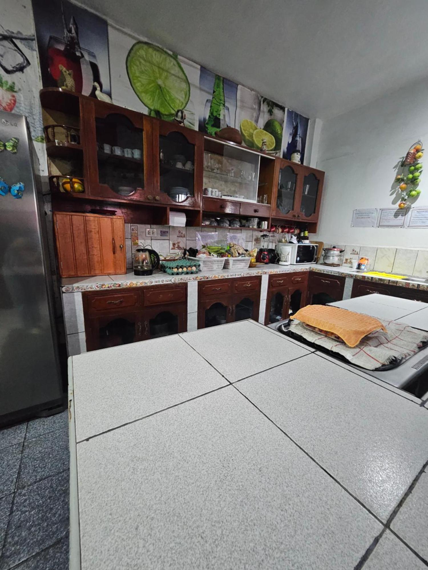 Sarisa House 호텔 이키토스 외부 사진